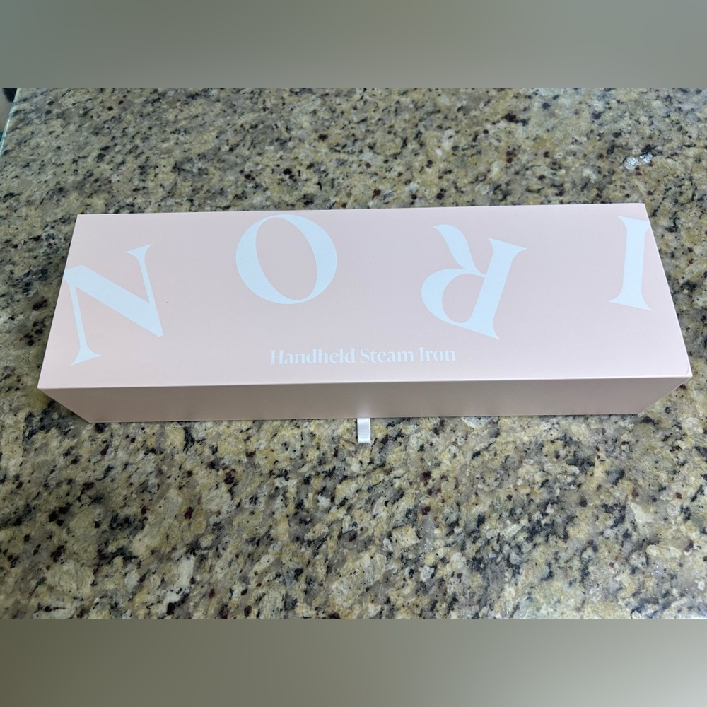 Nori Handheld Steam Iron - Pink
